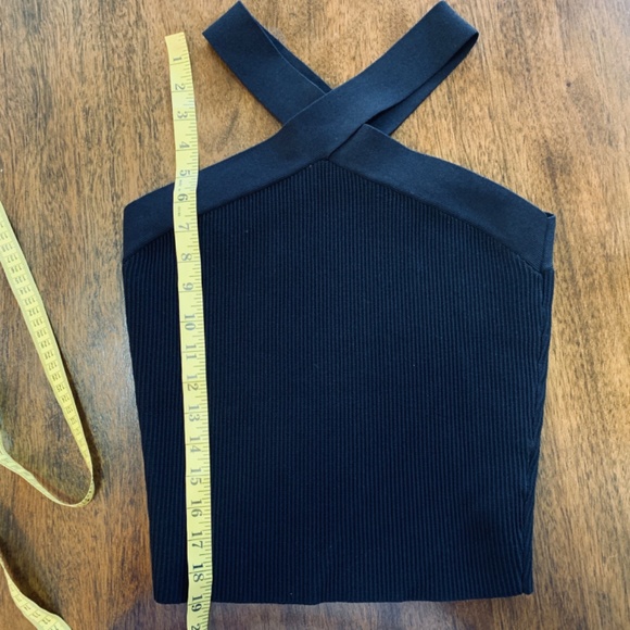 Aritzia BABATON Black Sculpt Knit Criss Cross Cropped Tank Top Womens Large Crop - Picture 8 of 14